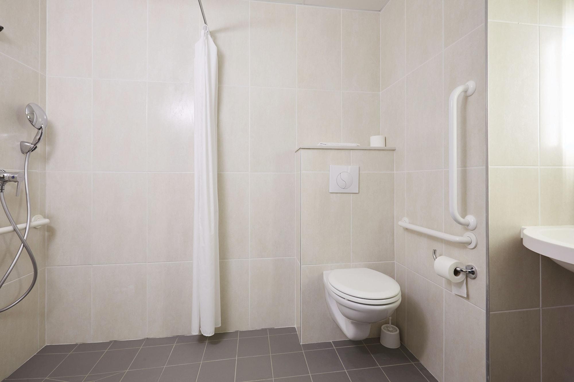 B&B Hotel Bordeaux Lac Sur ブルージュ エクステリア 写真