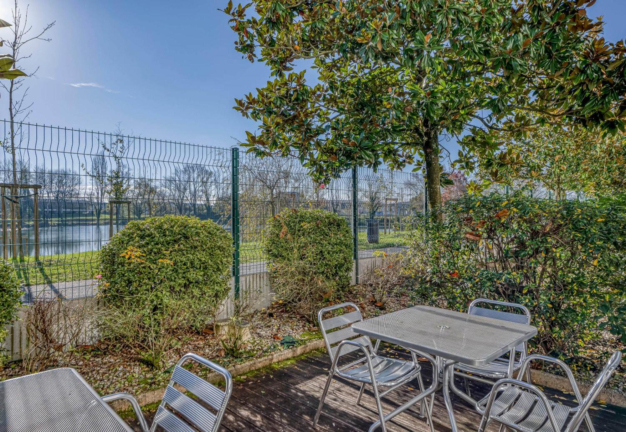 B&B Hotel Bordeaux Lac Sur ブルージュ エクステリア 写真