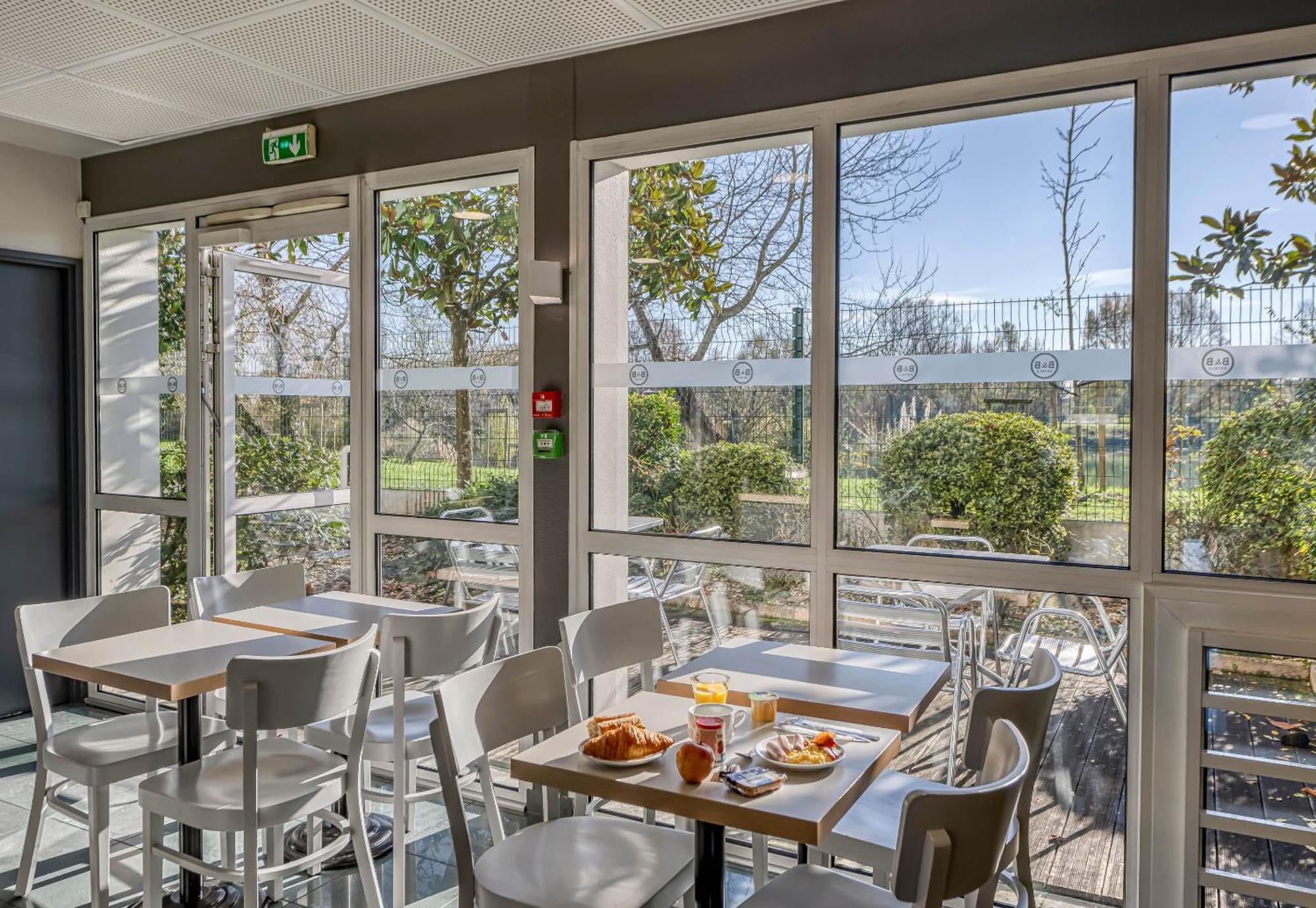 B&B Hotel Bordeaux Lac Sur ブルージュ エクステリア 写真