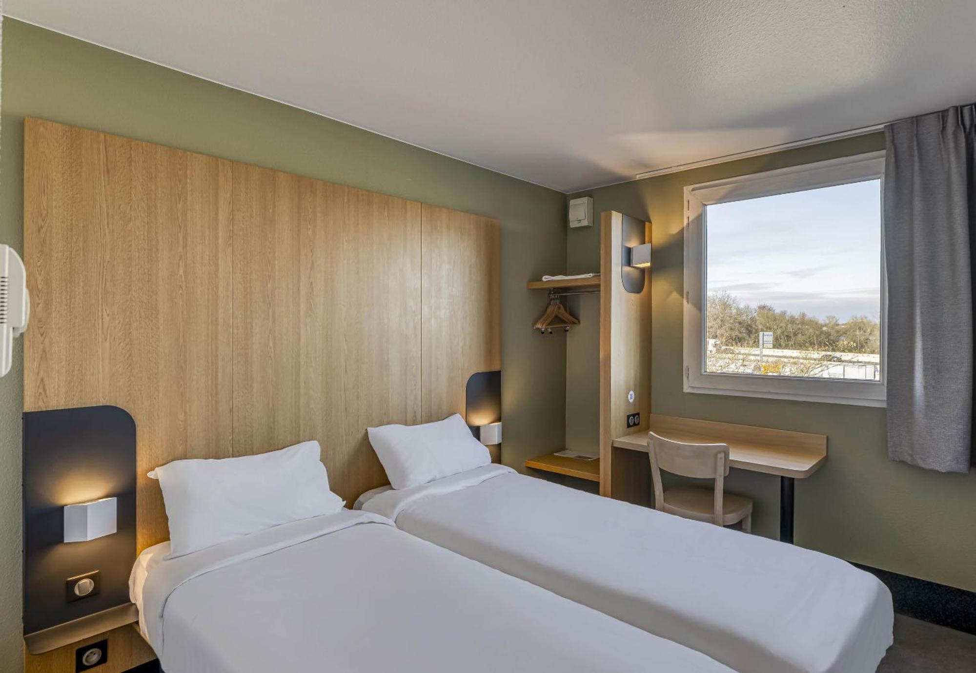 B&B Hotel Bordeaux Lac Sur ブルージュ エクステリア 写真