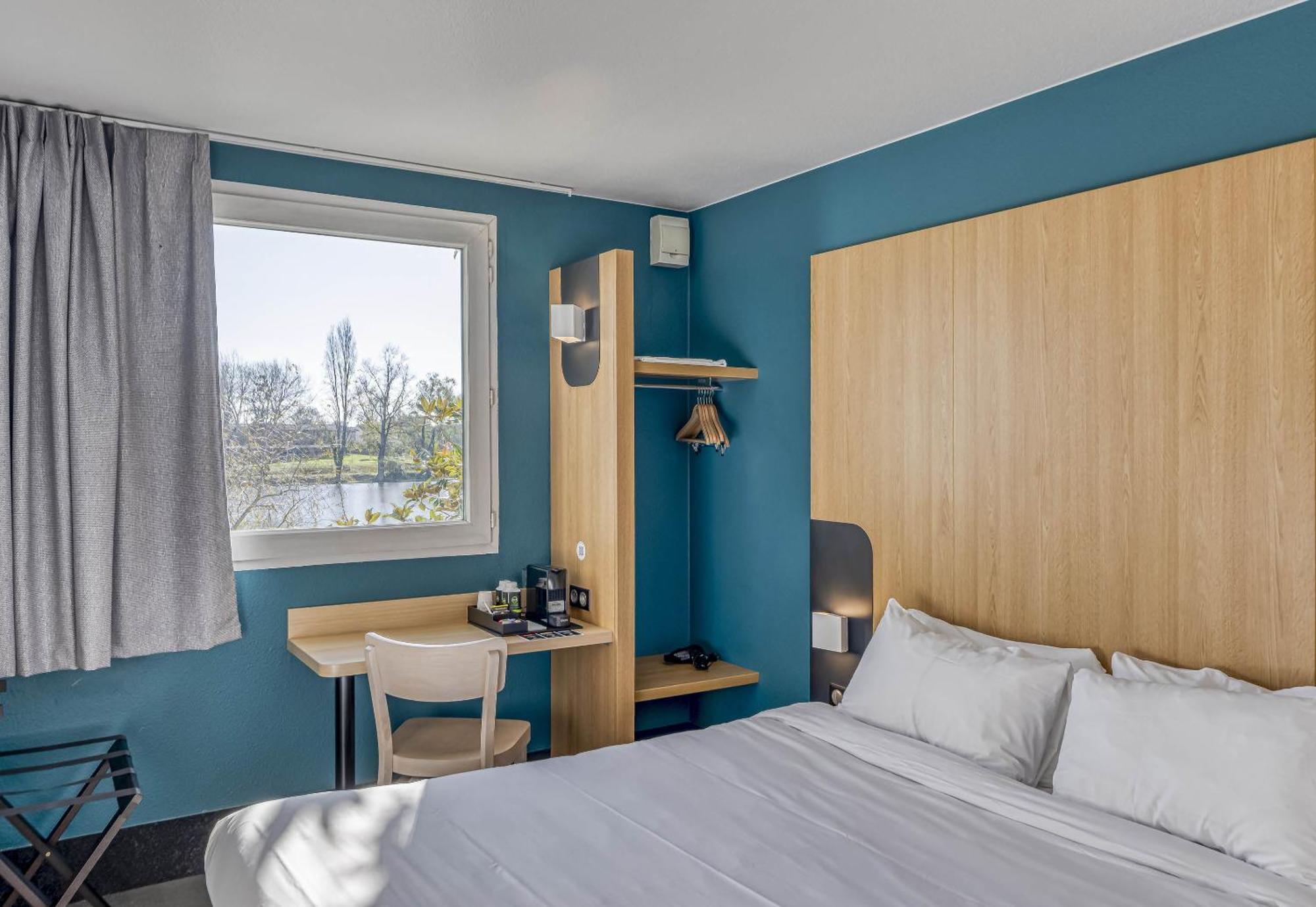 B&B Hotel Bordeaux Lac Sur ブルージュ エクステリア 写真