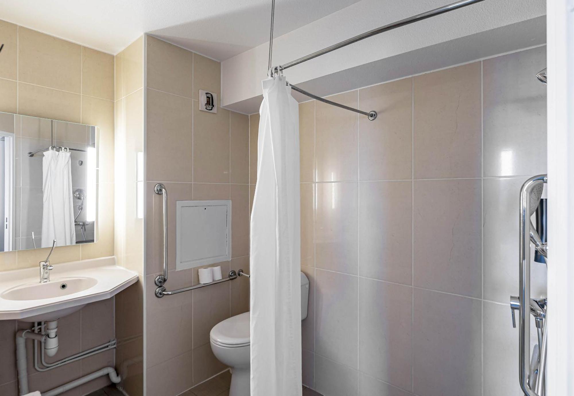 B&B Hotel Bordeaux Lac Sur ブルージュ エクステリア 写真