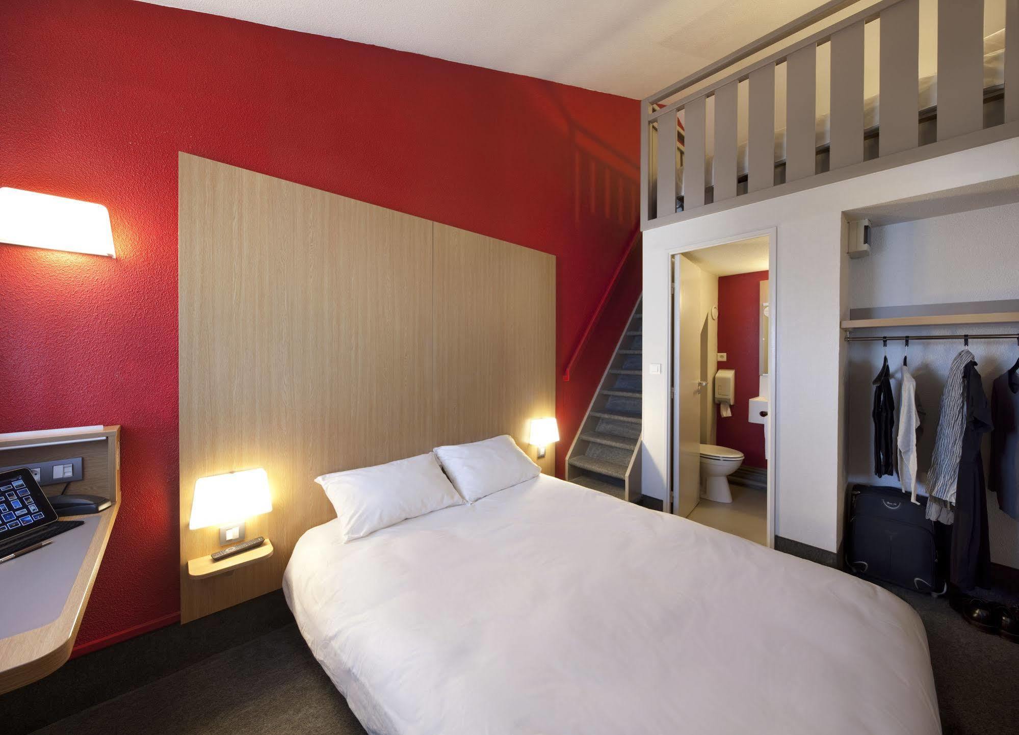 B&B Hotel Bordeaux Lac Sur ブルージュ エクステリア 写真